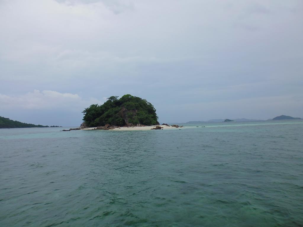 Tapik Beach Park Guest House El Nido Exterior foto